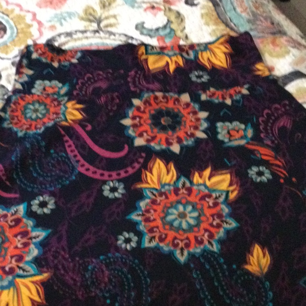 New with tags Lularoe Azure Skirt, size Large. Black w/ paisley pattern